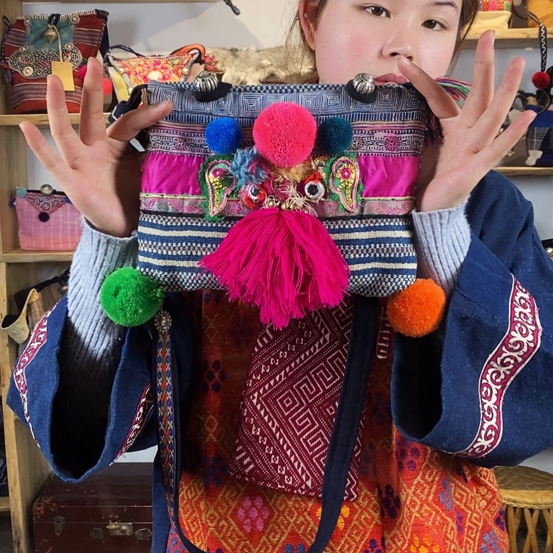 织绣手工制作包包