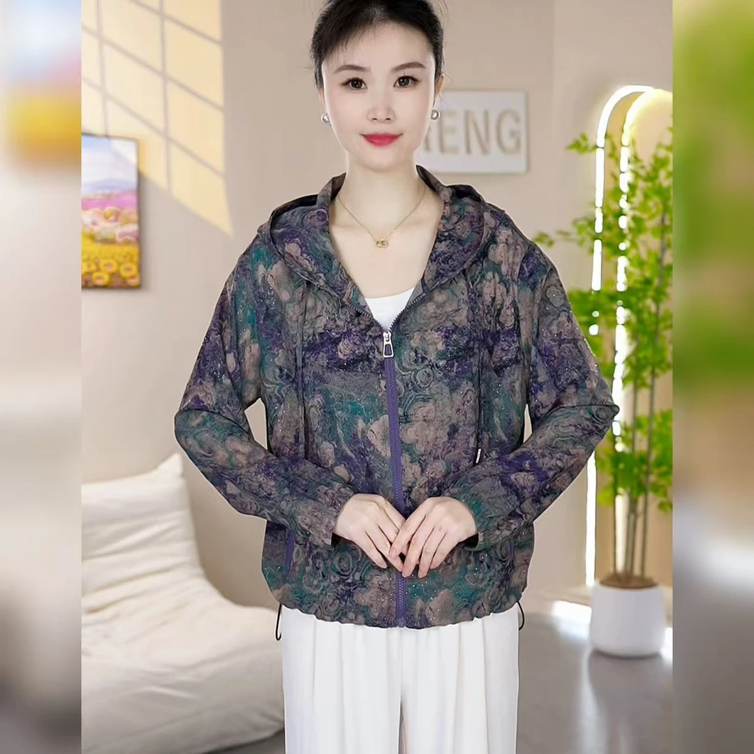 2025年夏季新款舒适显瘦洋气宽松减龄透气时尚休闲薄款百搭外套