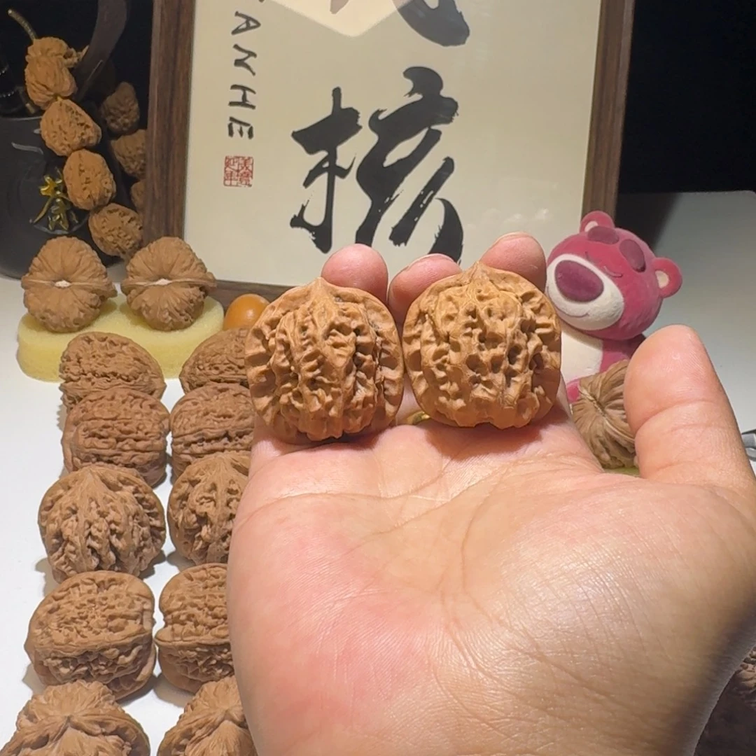文玩核桃吊坠36尺寸野生龙纹马蹄