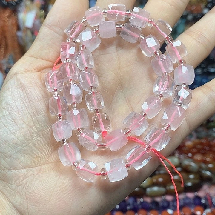 未镶嵌玛瑙/玉髓珠宝半成品亏米炸：天然粉晶切面方糖卡8mm