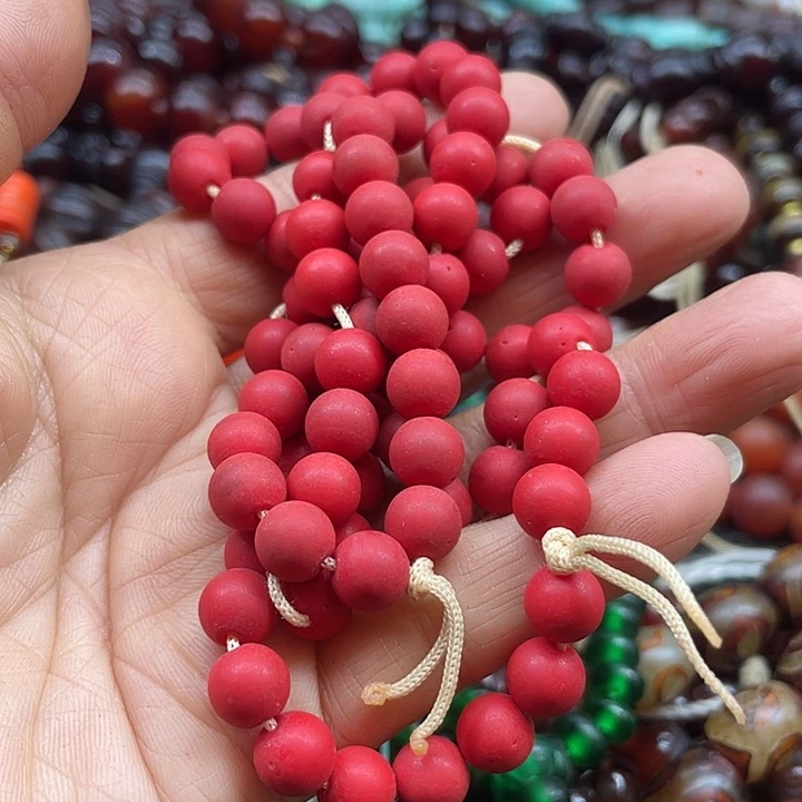 日***饰玛瑙/玉髓未镶嵌颈饰