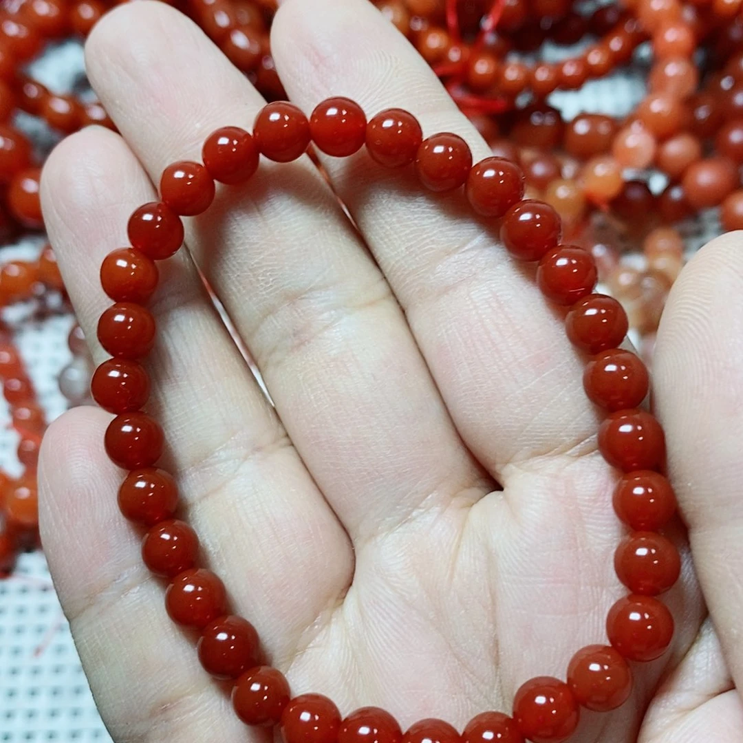 南红玛瑙手串未镶嵌卡