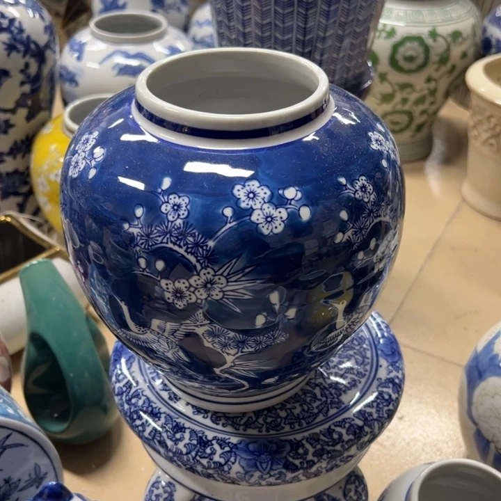 微瑕陶瓶。。。。。。。。。