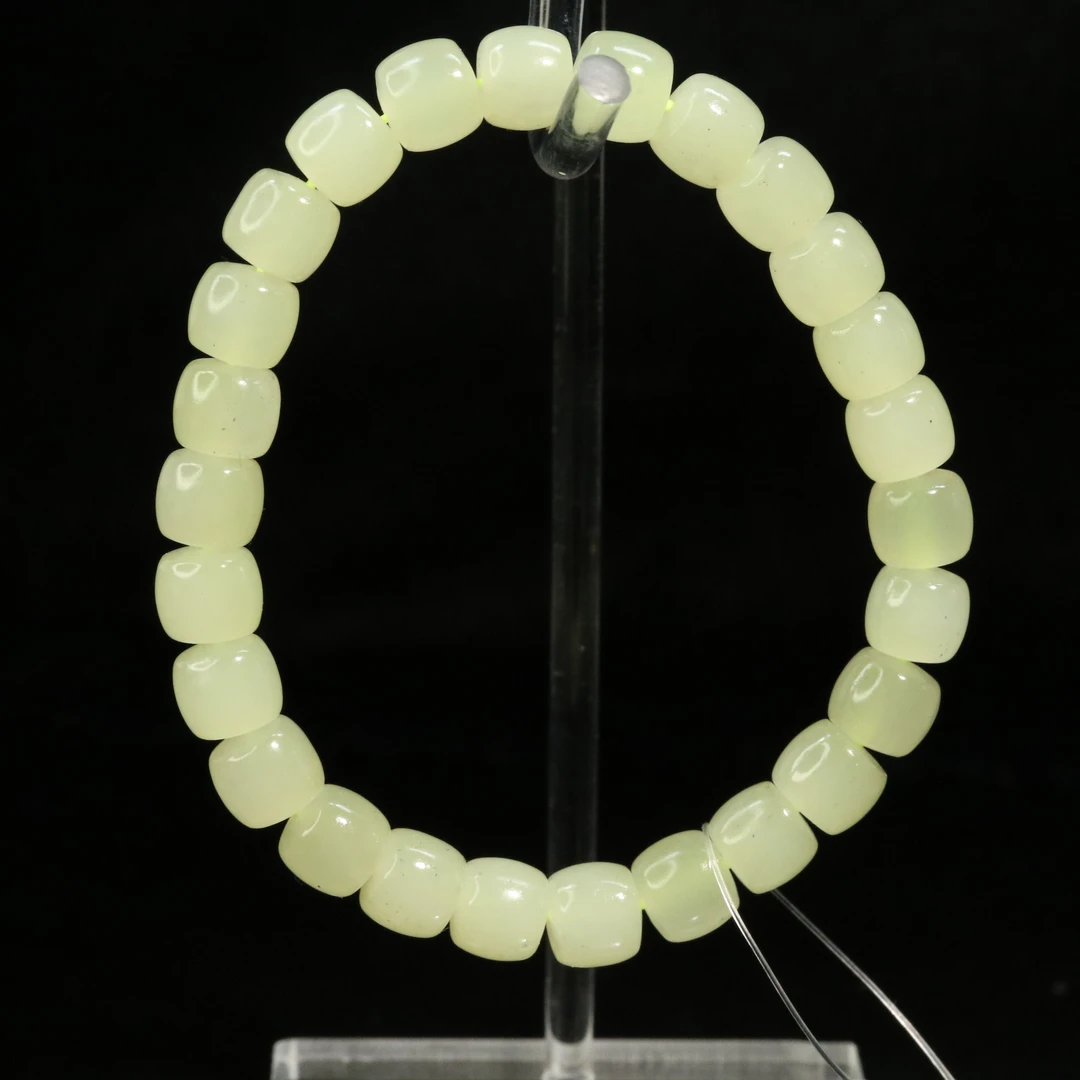 28和田玉黄口手串/700823/上海嘉禾拍卖