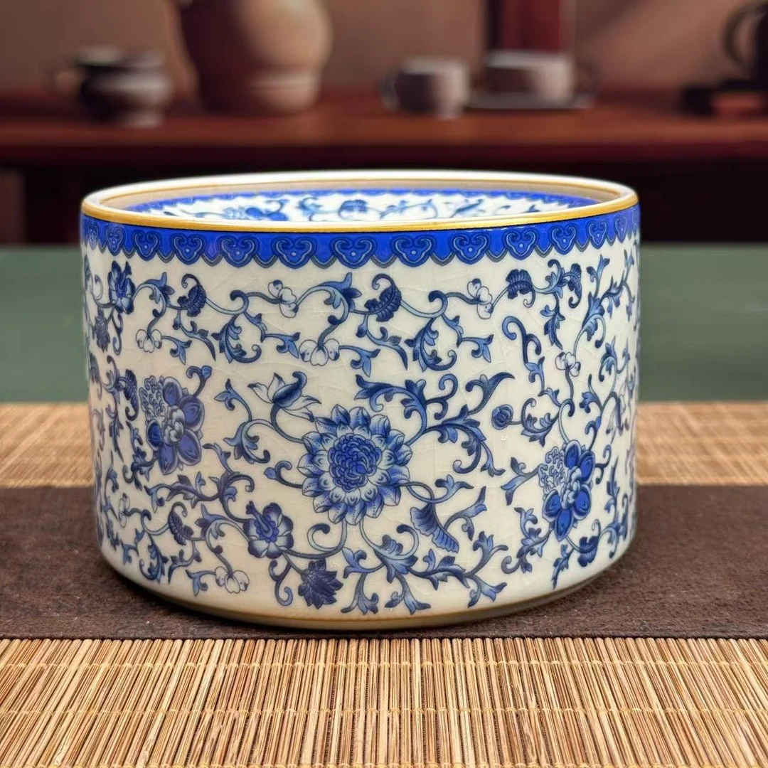 陶瓷青花缠枝莲烟灰缸 F53