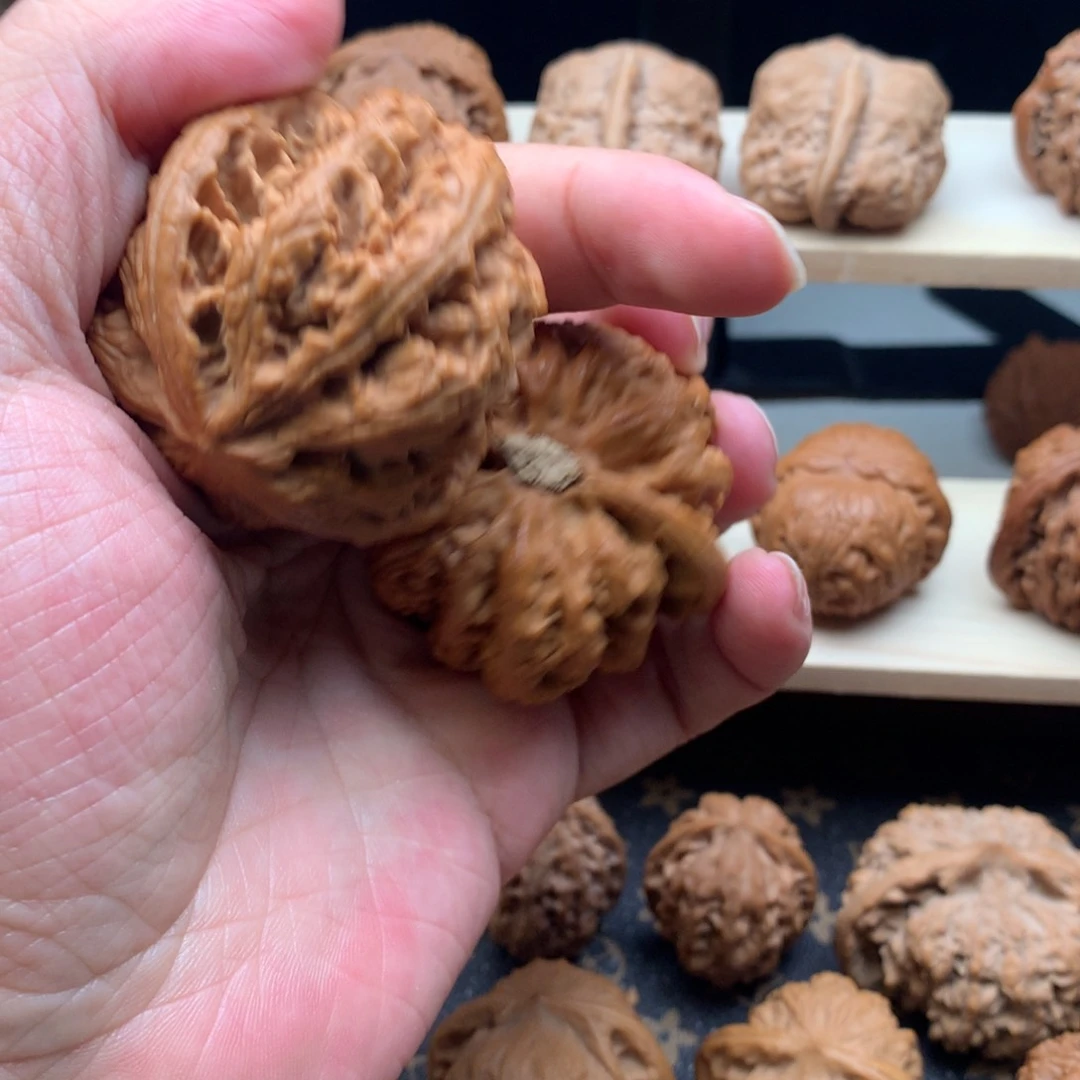 文玩核桃把件V****腿粗筋4