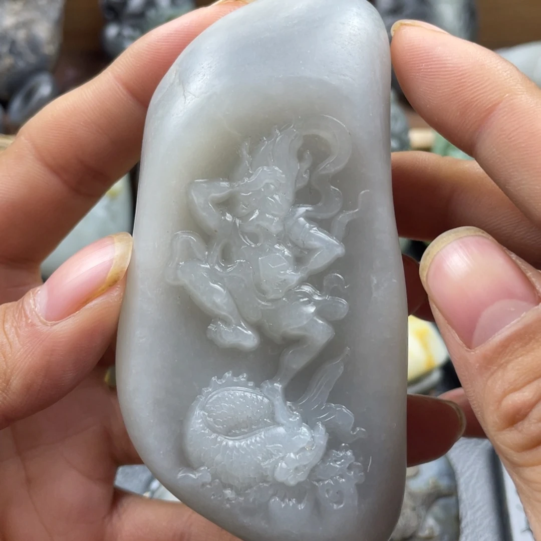 和田玉未镶嵌挂件