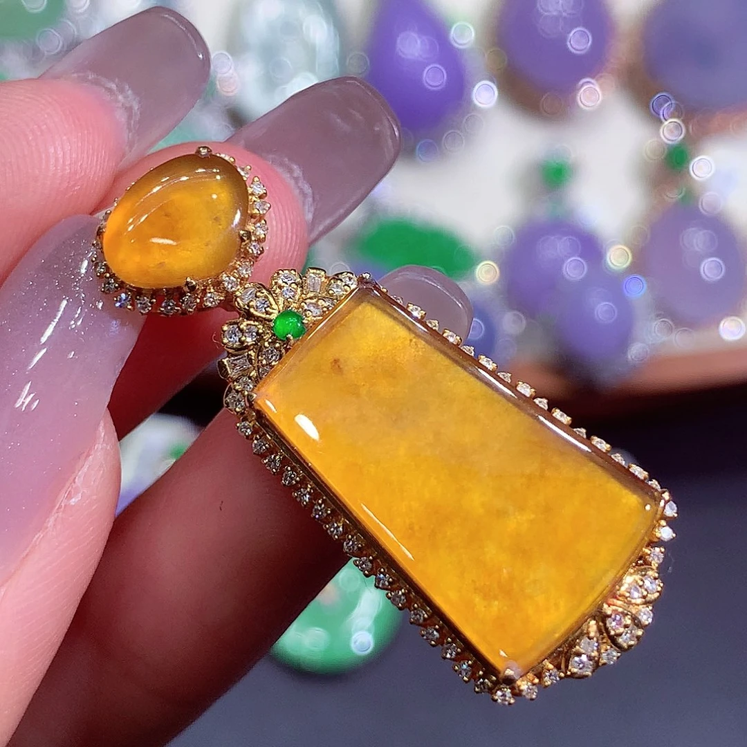 翡翠18K金镶嵌吊坠(不含链)