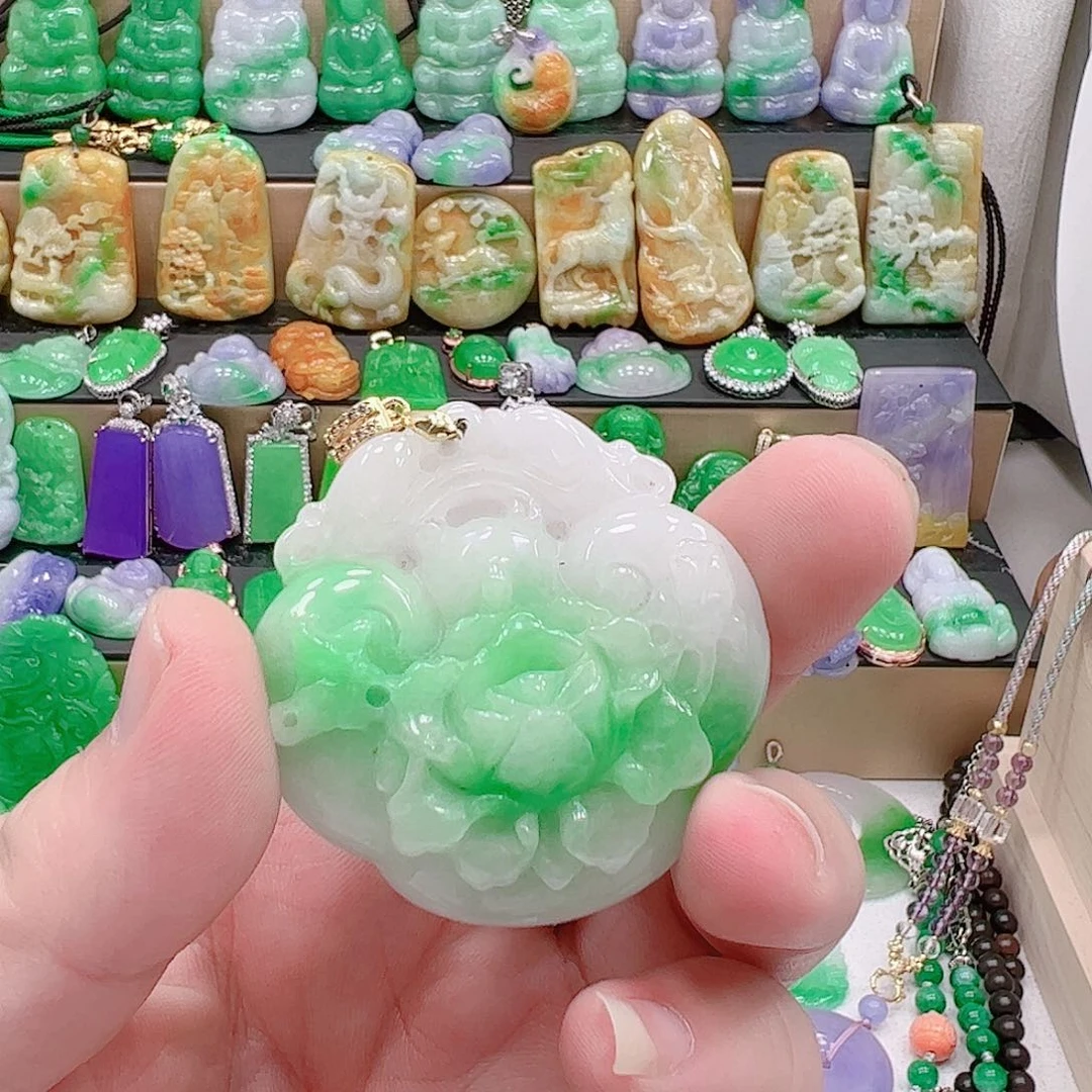 翡翠银S925镶嵌吊坠(赠链)