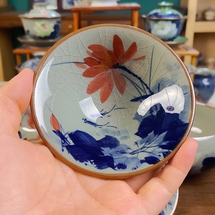 瓷片手工制作工艺精湛等