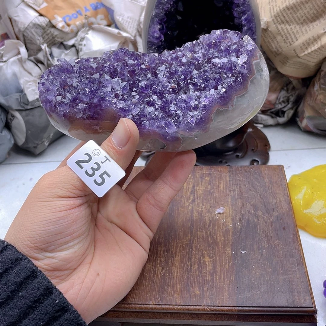 紫晶大型摆件(非配饰)未镶嵌