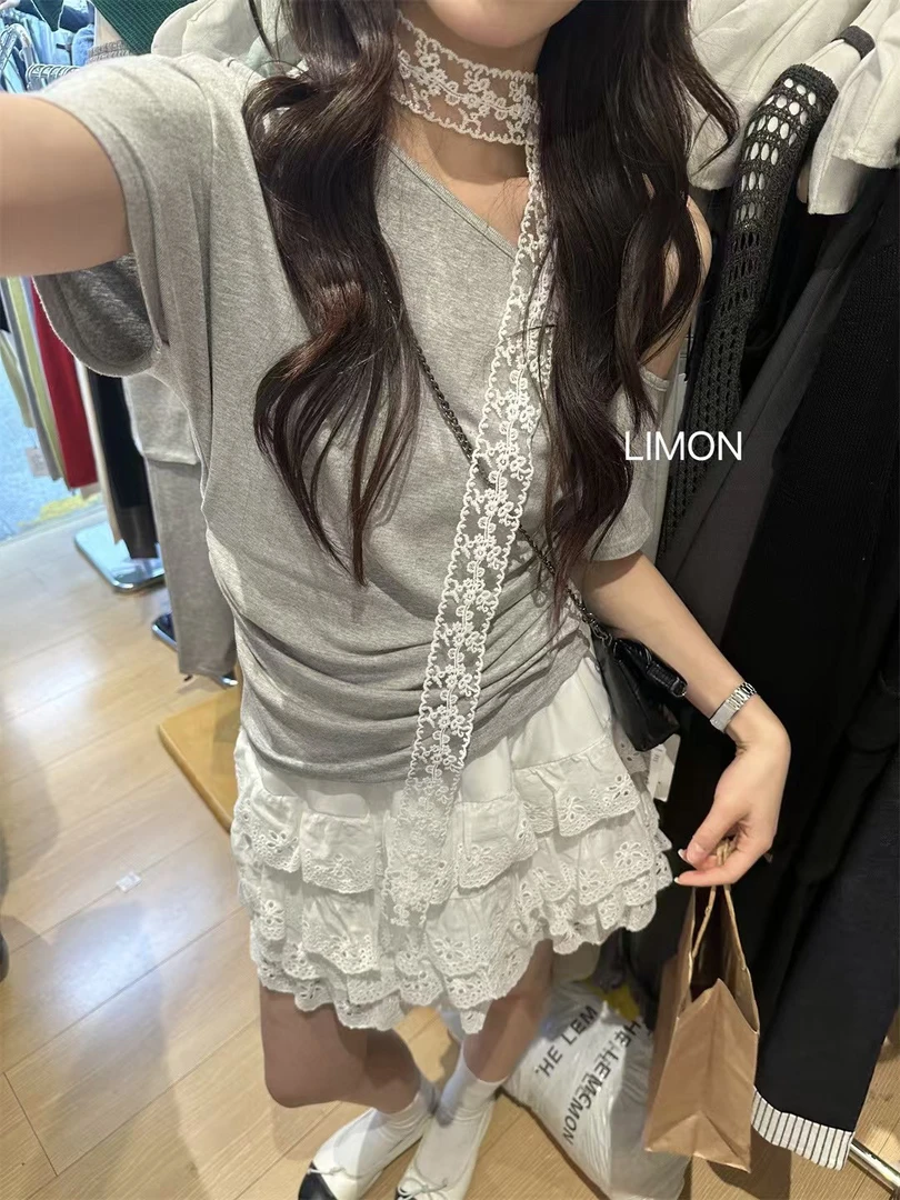 短袖休闲风露肩领蕾丝T恤白色高腰辣妹套装设计感时尚（no退no换）