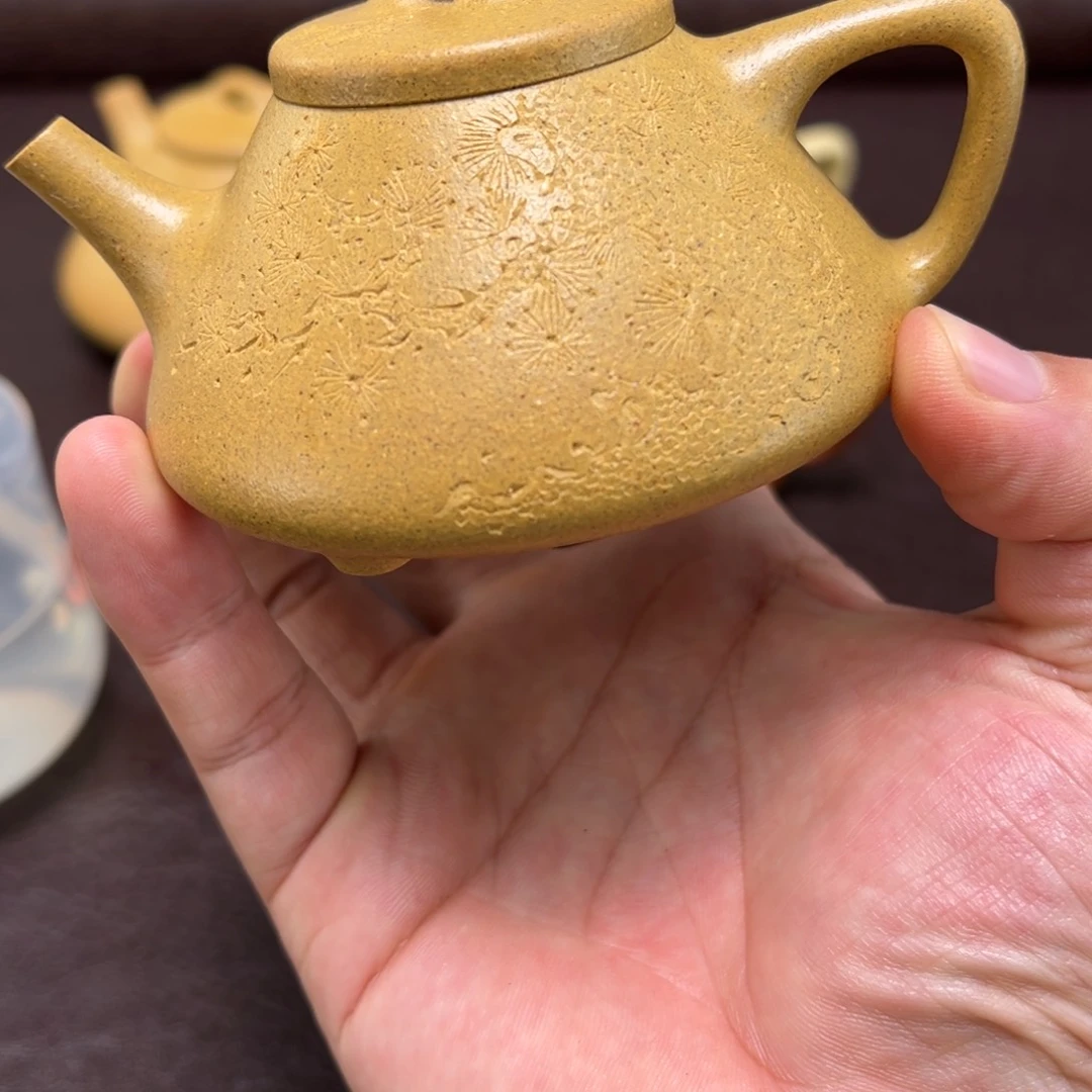 且****茶壶紫砂汽修厂和机械设备厂都