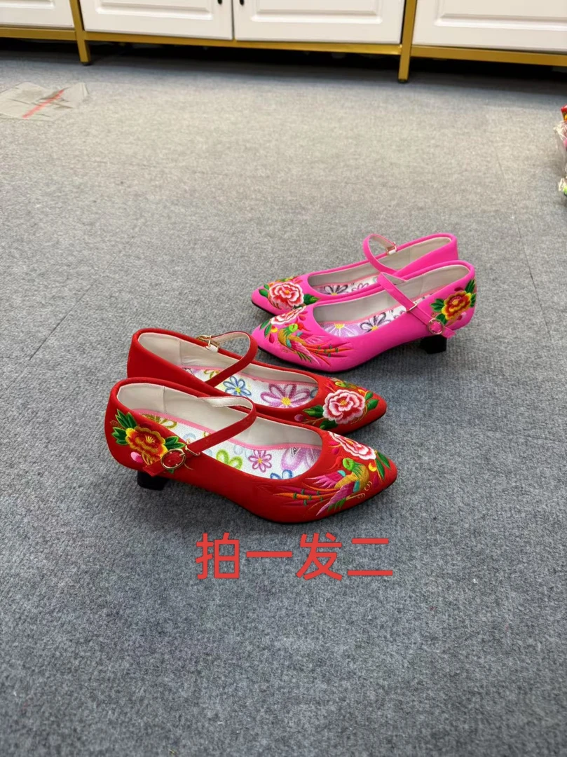 3公分新底 老底绣花女鞋庆祝一周年半价活动厂家直销