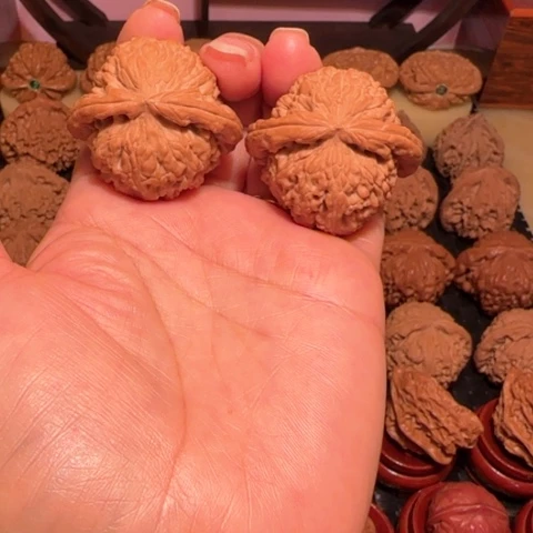 把件文玩核桃雨**晴白狮子