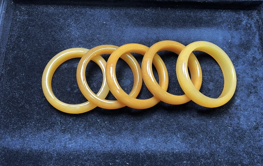 云南龙陵黄龙玉天然A货官方质检厂家玉镯