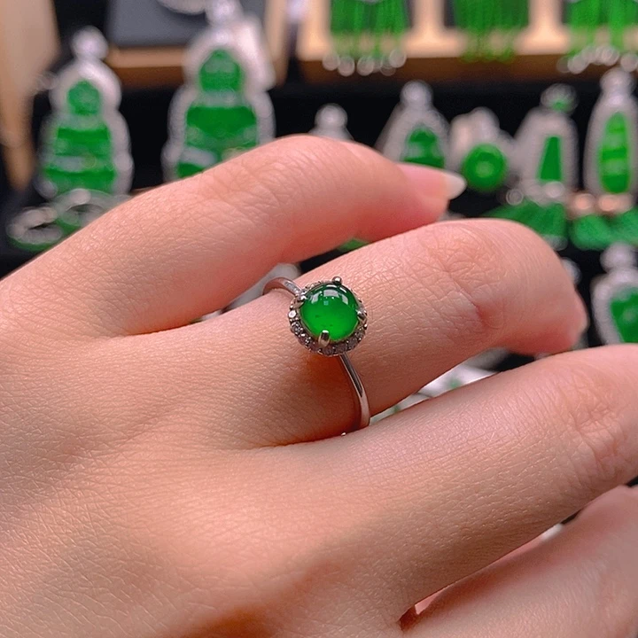 翡翠未镶嵌戒指2566886