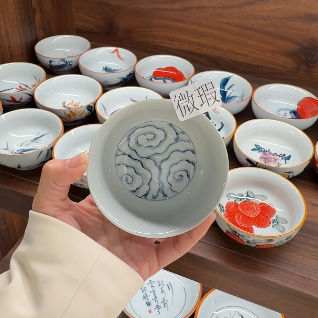 釉下手绘茶具微瑕
