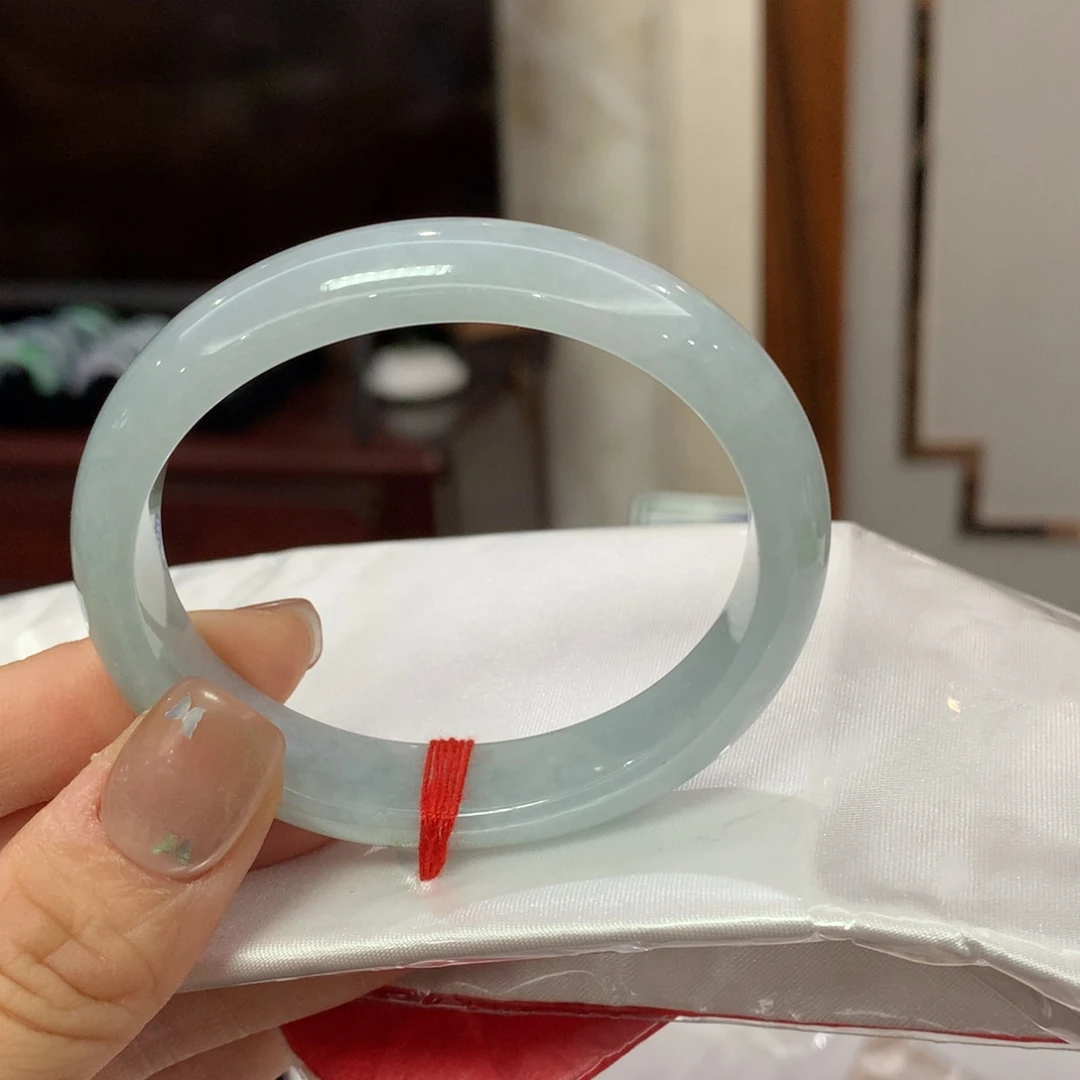 未镶嵌手镯翡翠完美者慎拍 圈口54.7贵妃