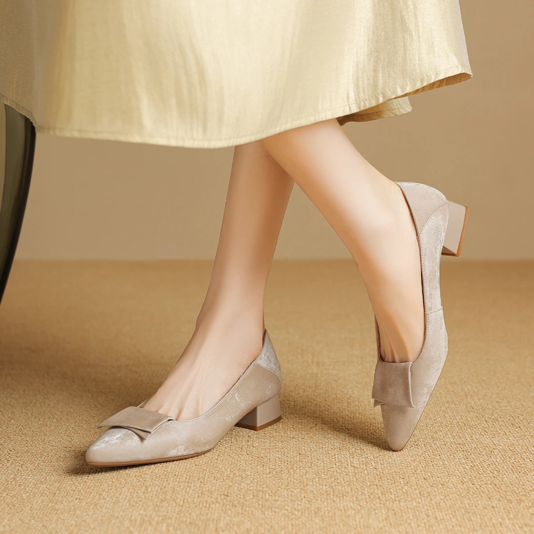 【艾菲】新中式尖头单鞋女2025新款浅口粗跟女鞋旗袍皮鞋裸色高跟鞋