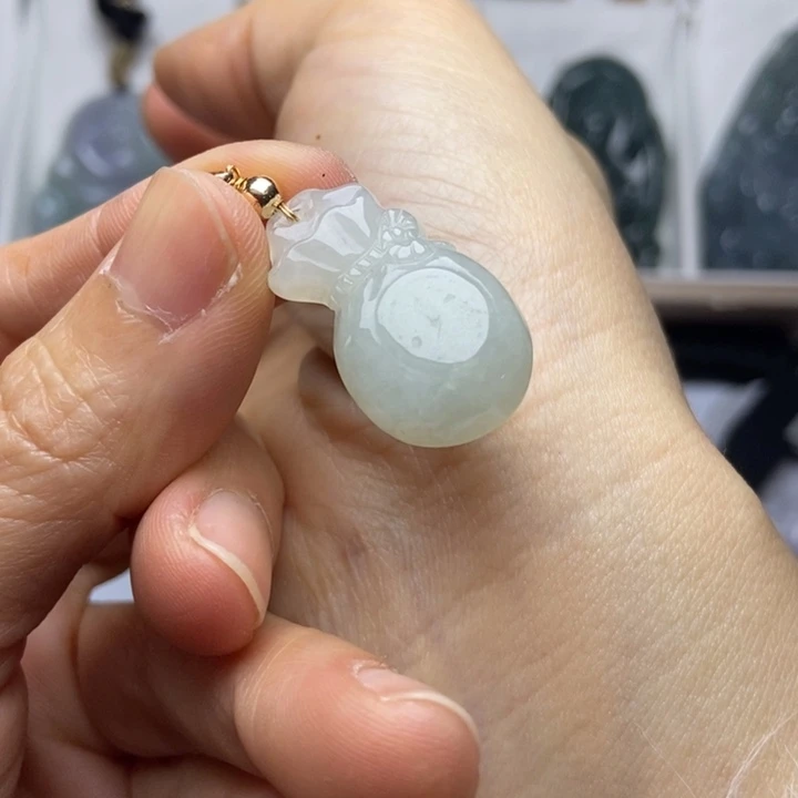 翡翠未镶嵌挂件翡翠