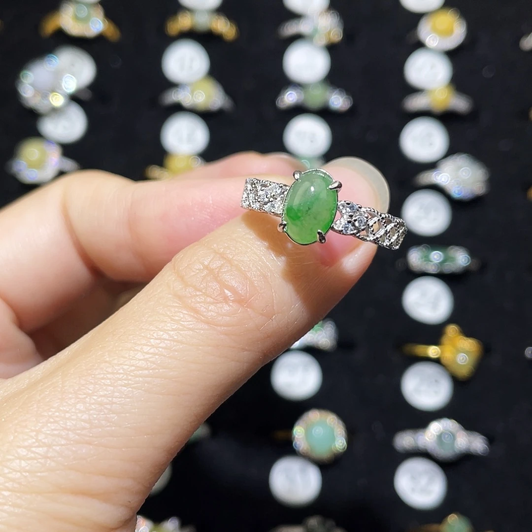 翡翠未镶嵌戒指戒指