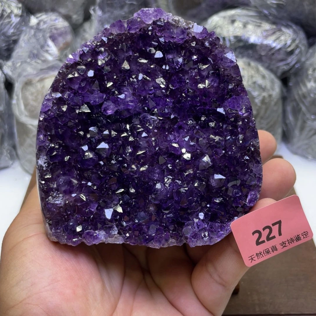 未镶嵌水晶大型摆件（非配饰）