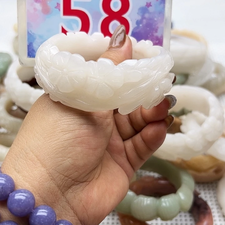 未镶嵌手镯石英岩玉幸****）