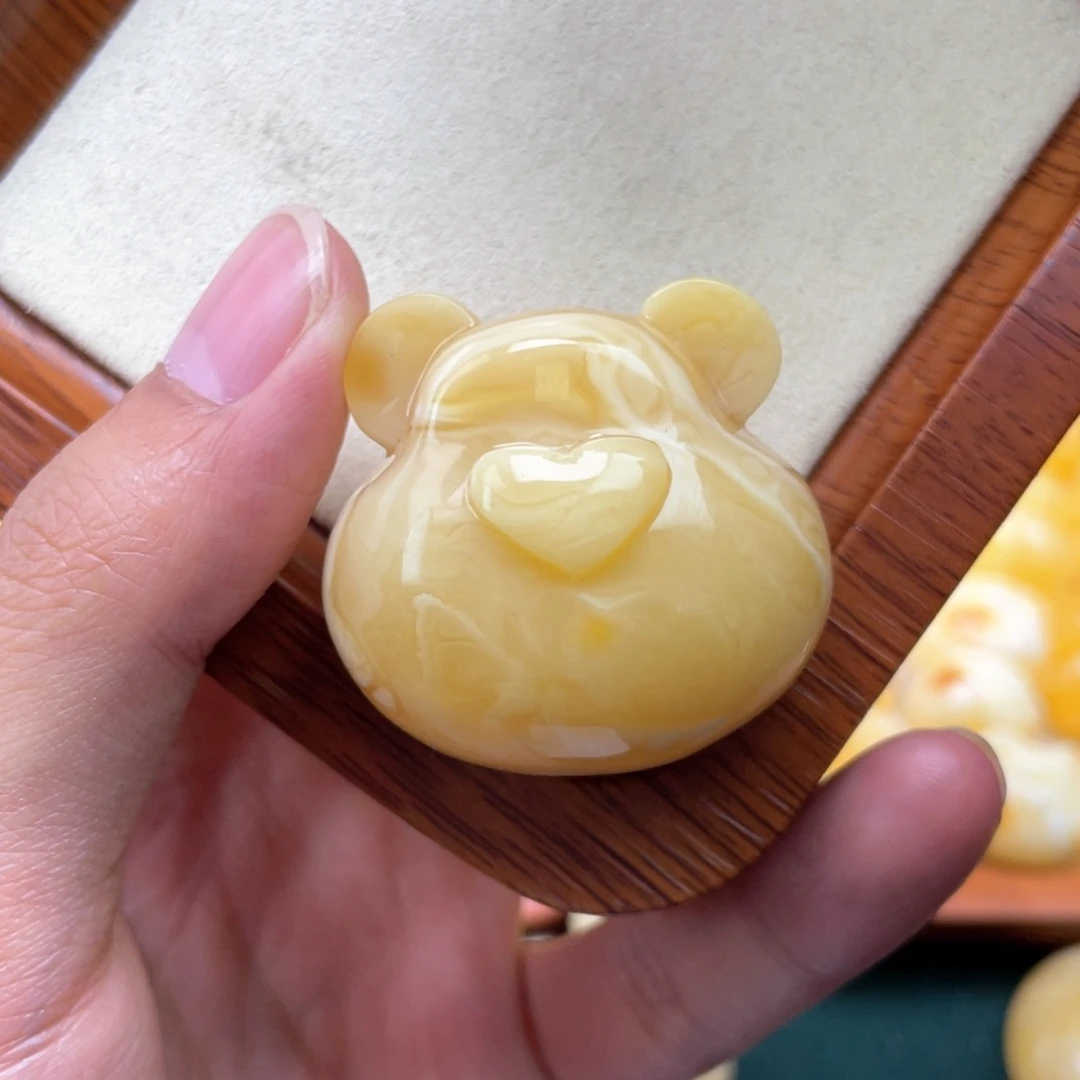 琥珀裸石未镶嵌蜜蜡