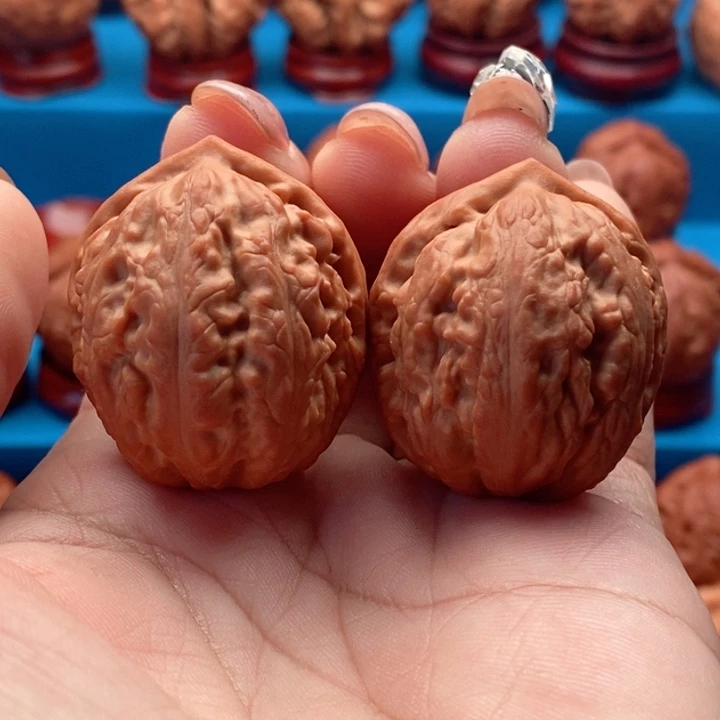 核桃精品文玩核桃手捻穿山甲