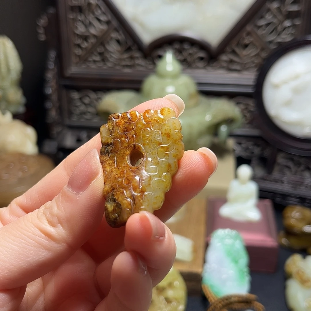 和田玉（糖玉）未镶嵌挂件