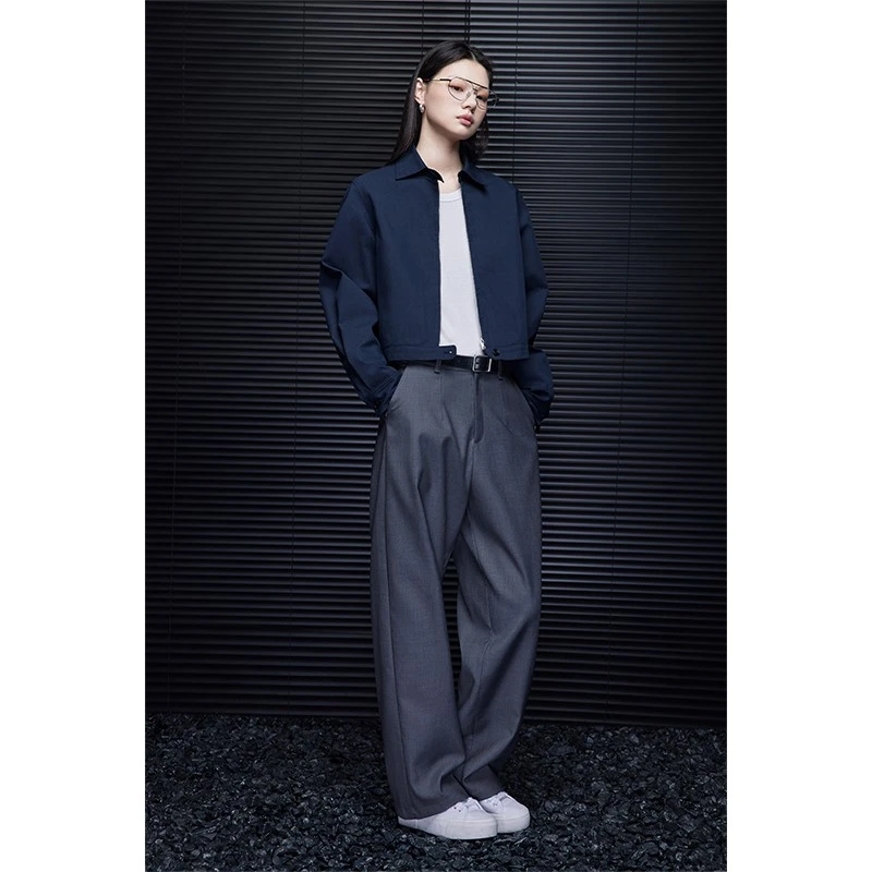 moment藏青色短款翻领休闲外套女春季2025新款超火独特漂亮慵懒风