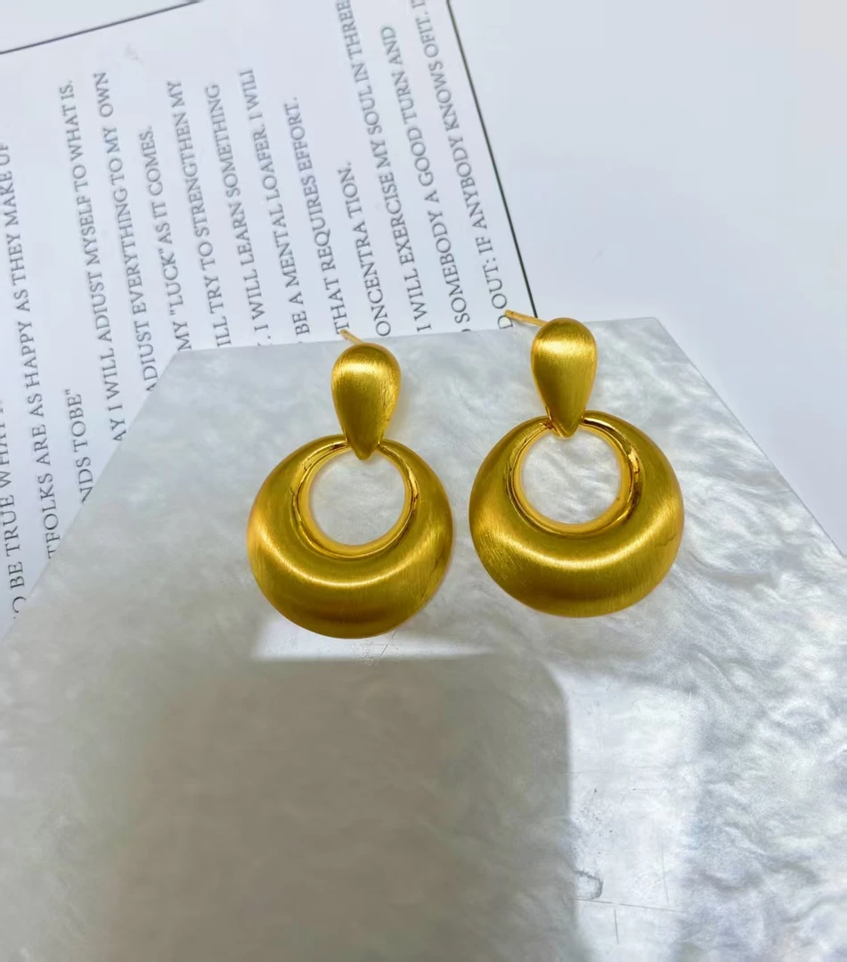 铜合金耳饰 a674法式复古高级感轻奢缎面拉丝百搭耳饰