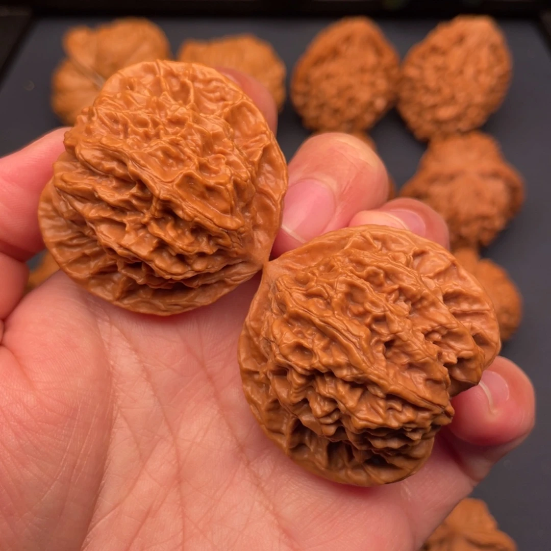 把件文玩核桃全品无修42毕业桃心盘龙纹