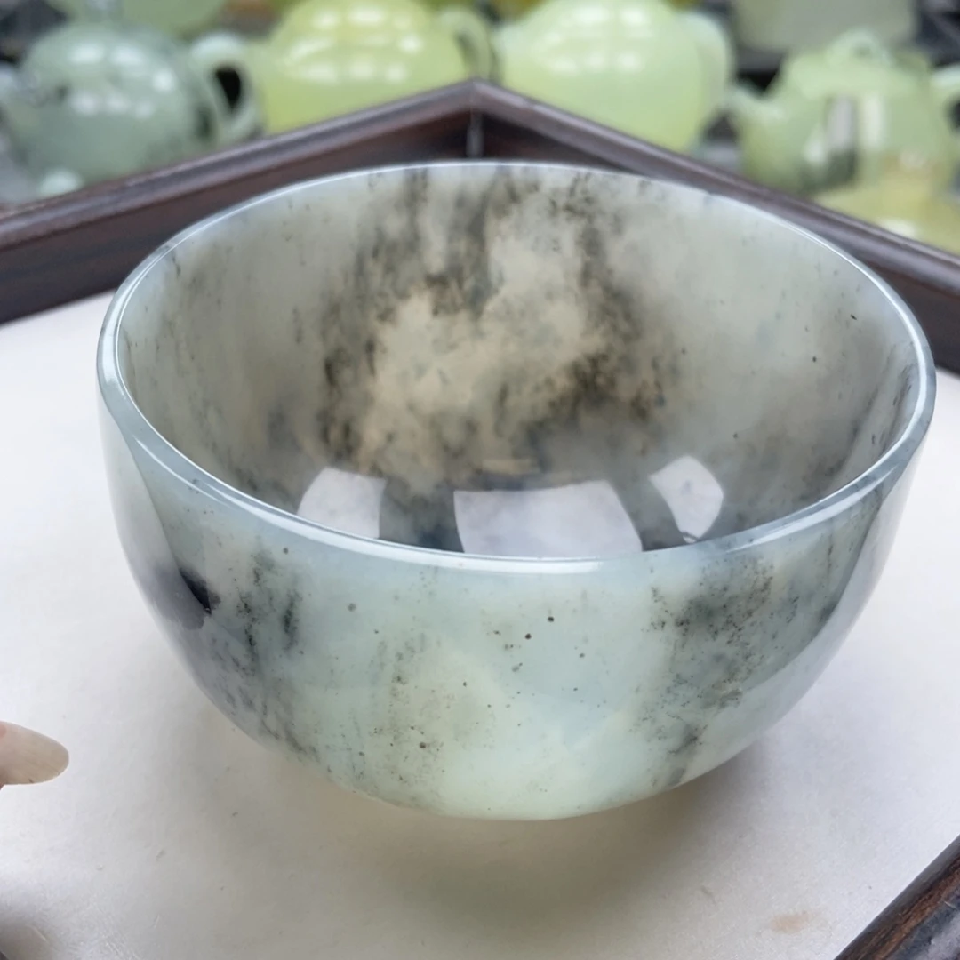 炽***晖蛇纹石玉未镶嵌水杯