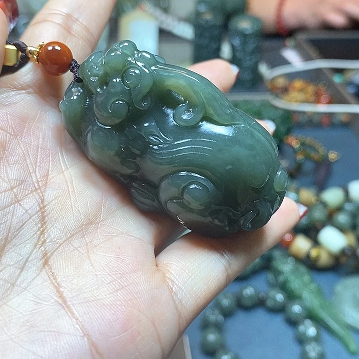 和田玉挂件未镶嵌