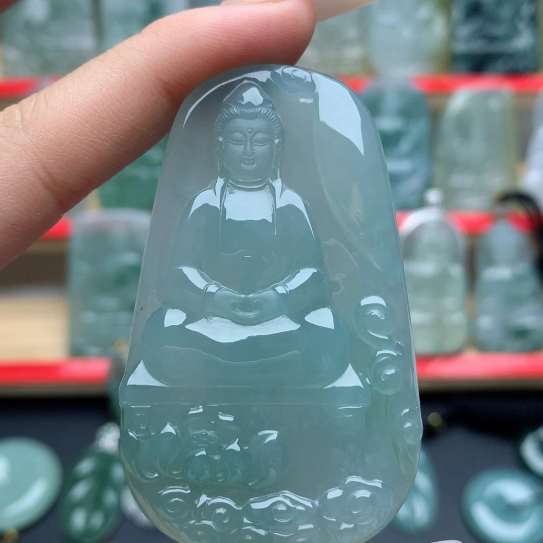 翡翠未镶嵌颈饰素衣