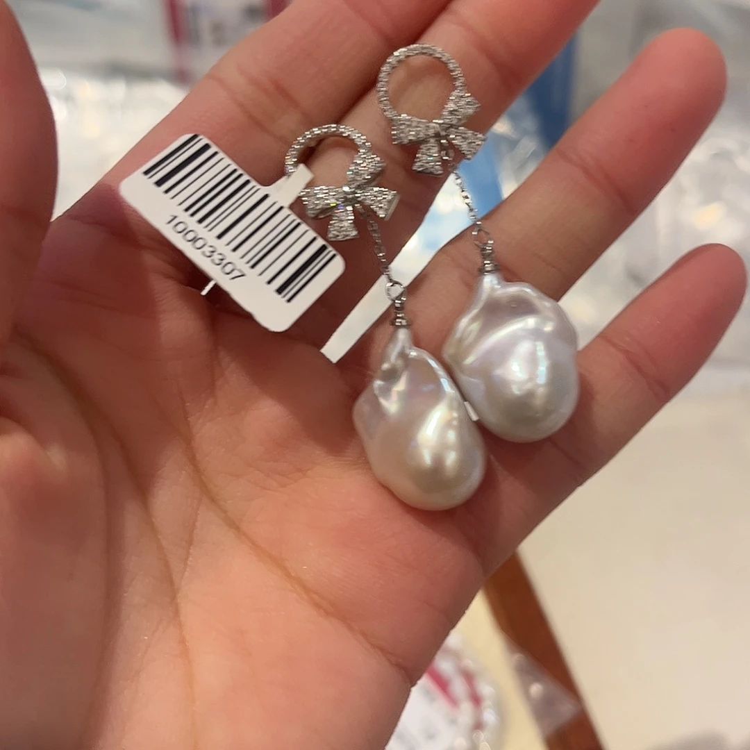 淡水珍珠颈饰合金