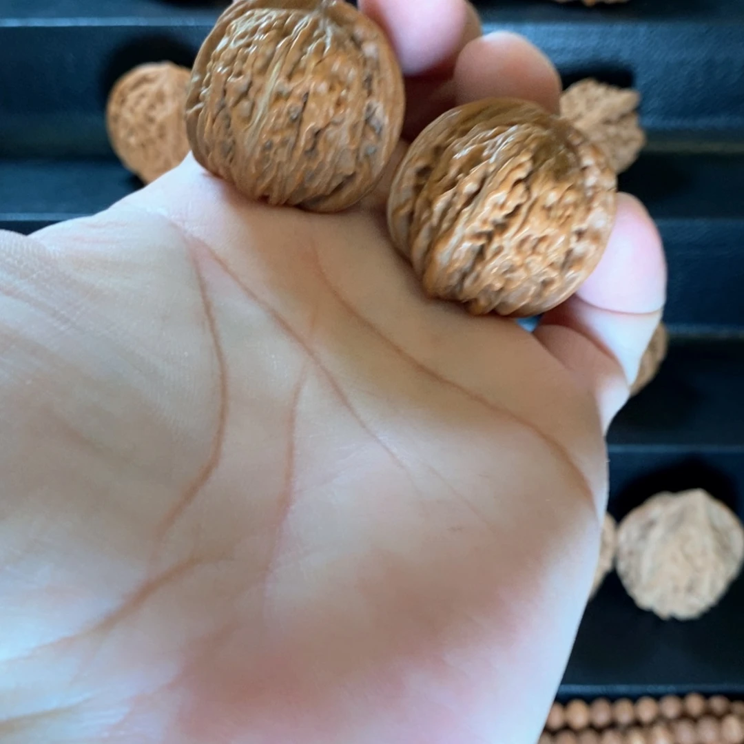 桃核把件汉高楼老陈籽35