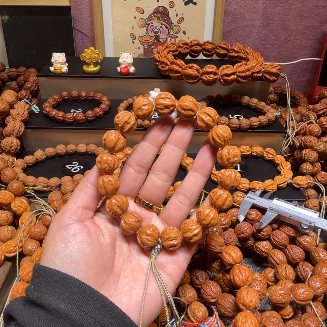 W***8手串文玩核桃精品