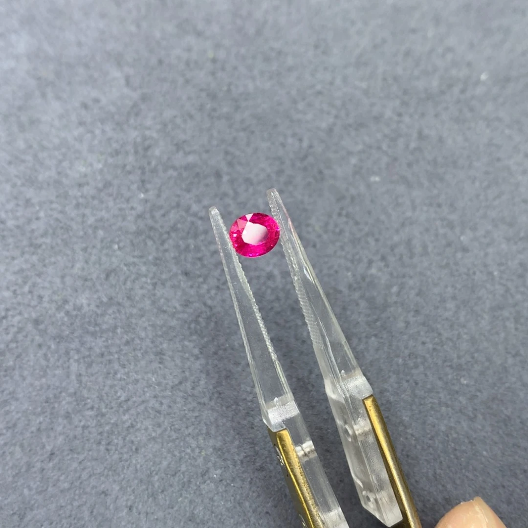 裸石未镶嵌红宝石0.67ct缅甸红宝石