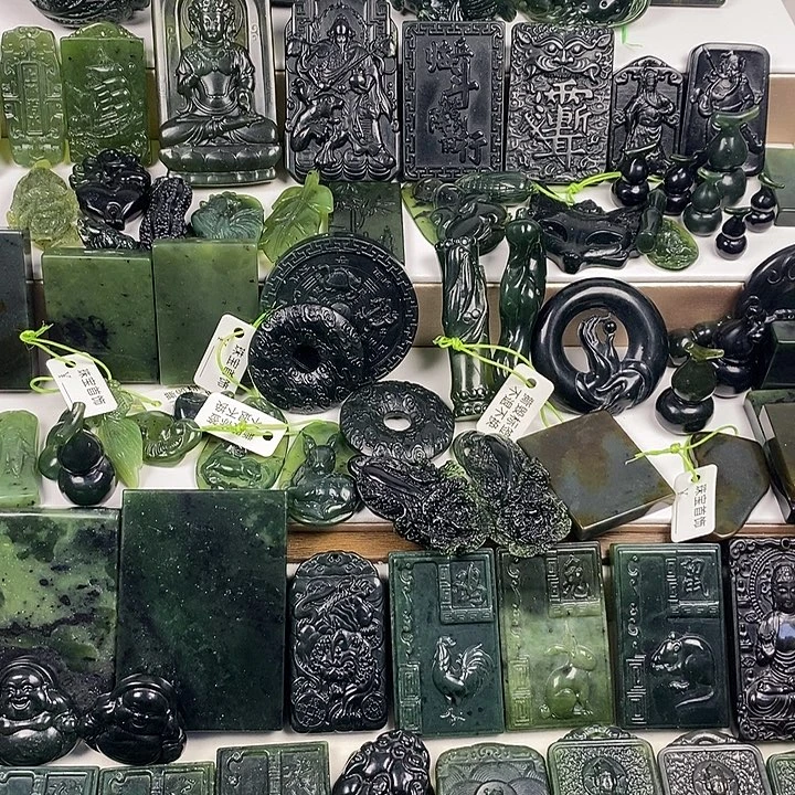 蛇纹石玉未镶嵌项链