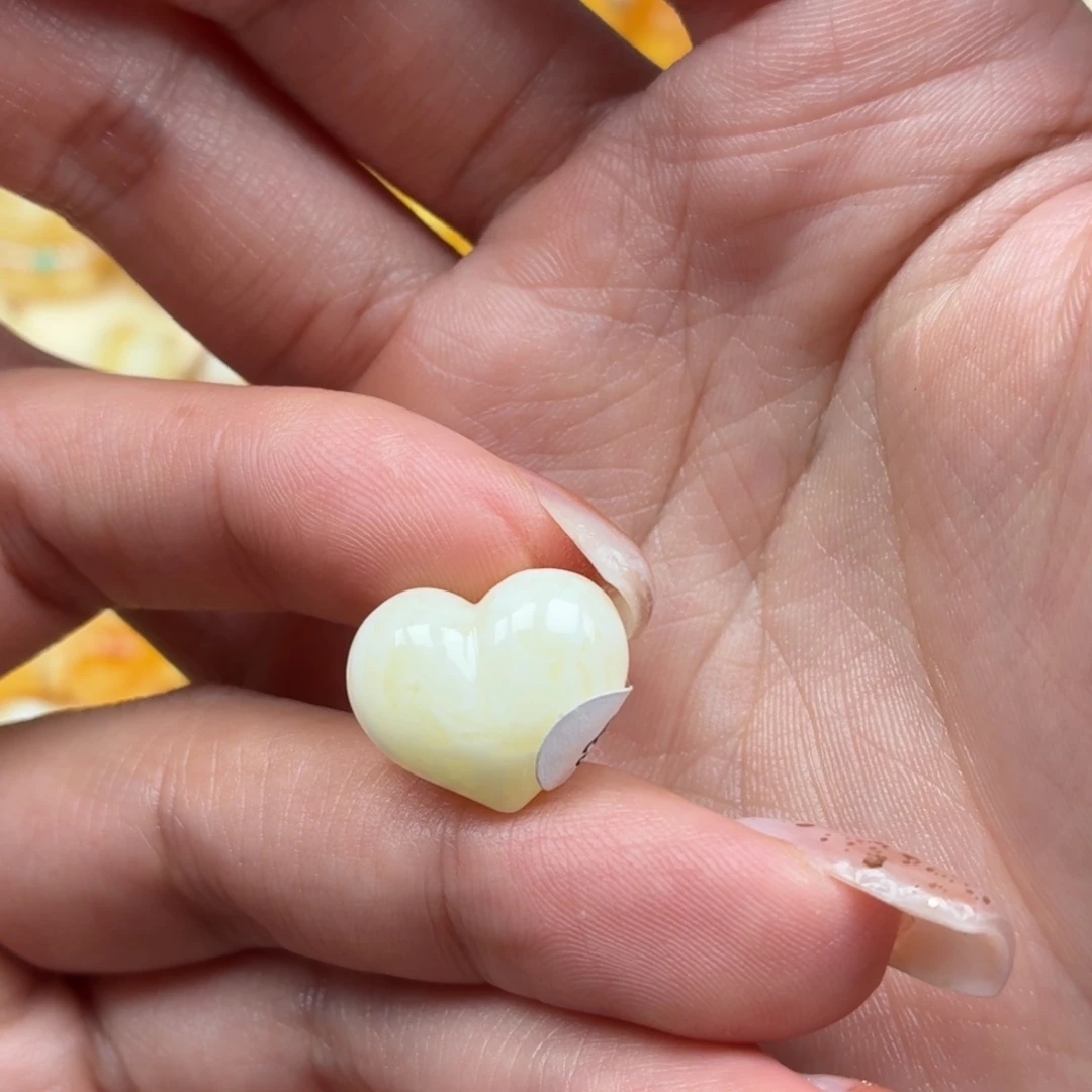 琥珀未镶嵌裸石蜜蜡