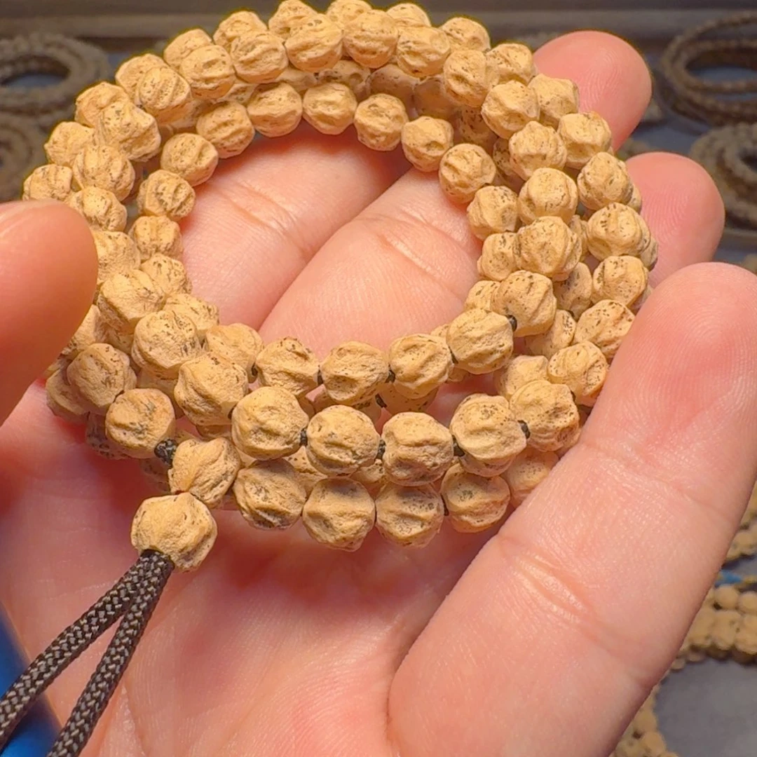 刘****吊坠柏香籽/百香籽