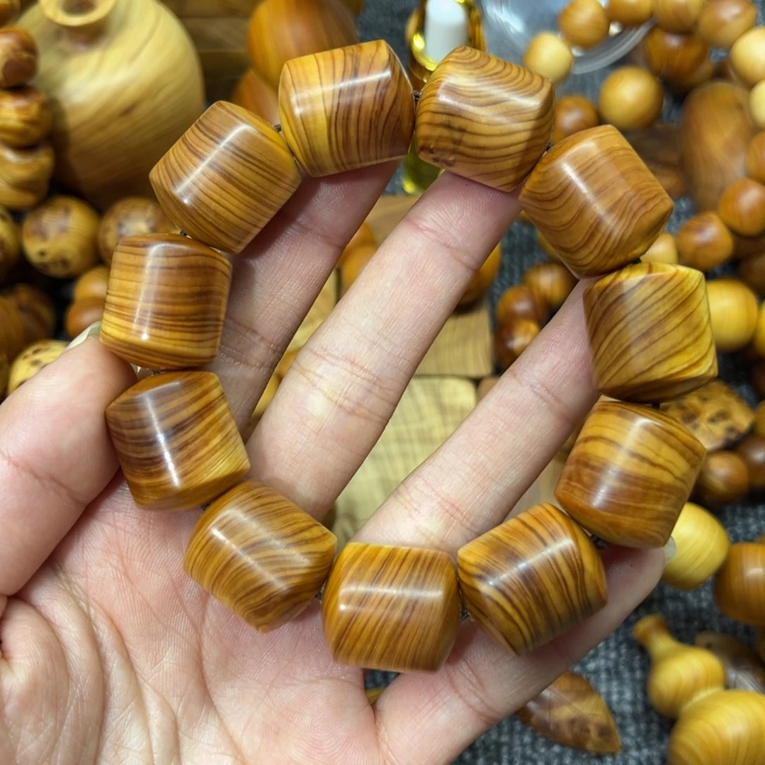 柏木（崖柏）慢**～太行崖柏