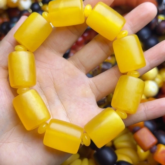 琥珀未镶嵌手链蜜蜡