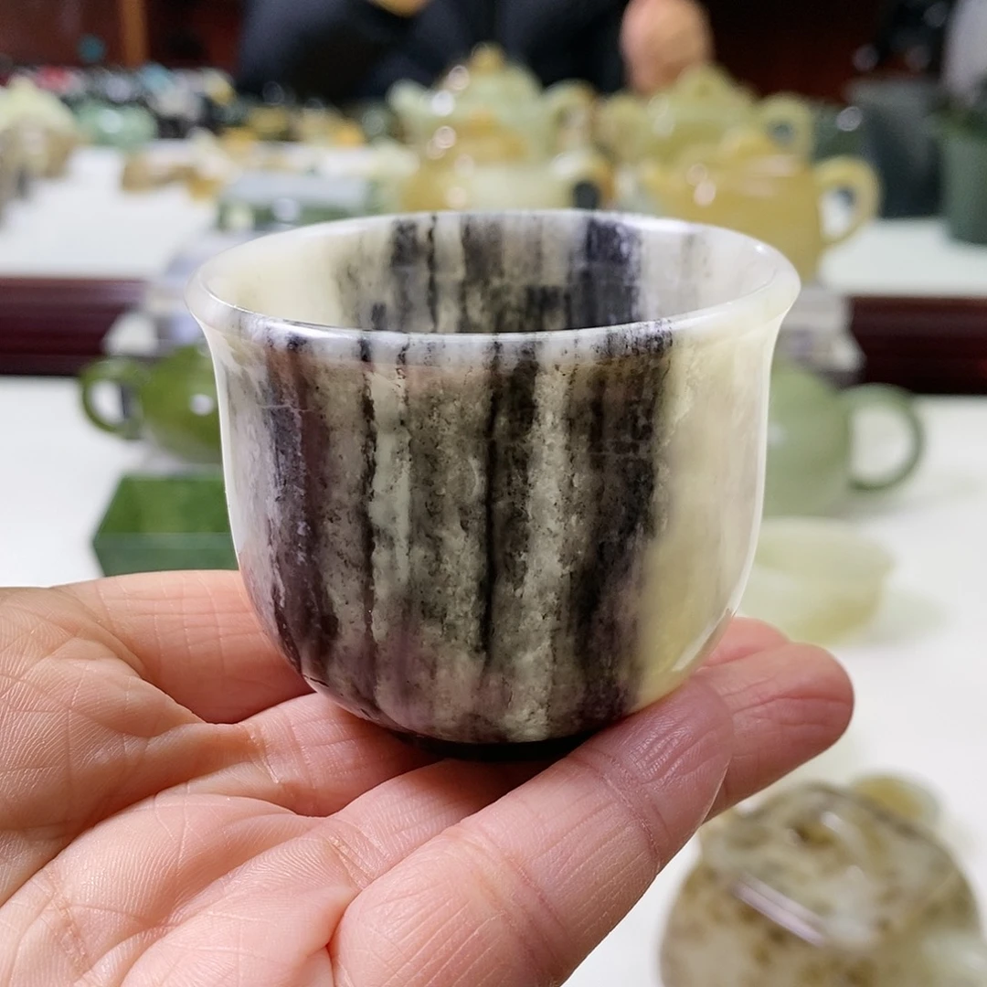 和田玉茶杯未镶嵌