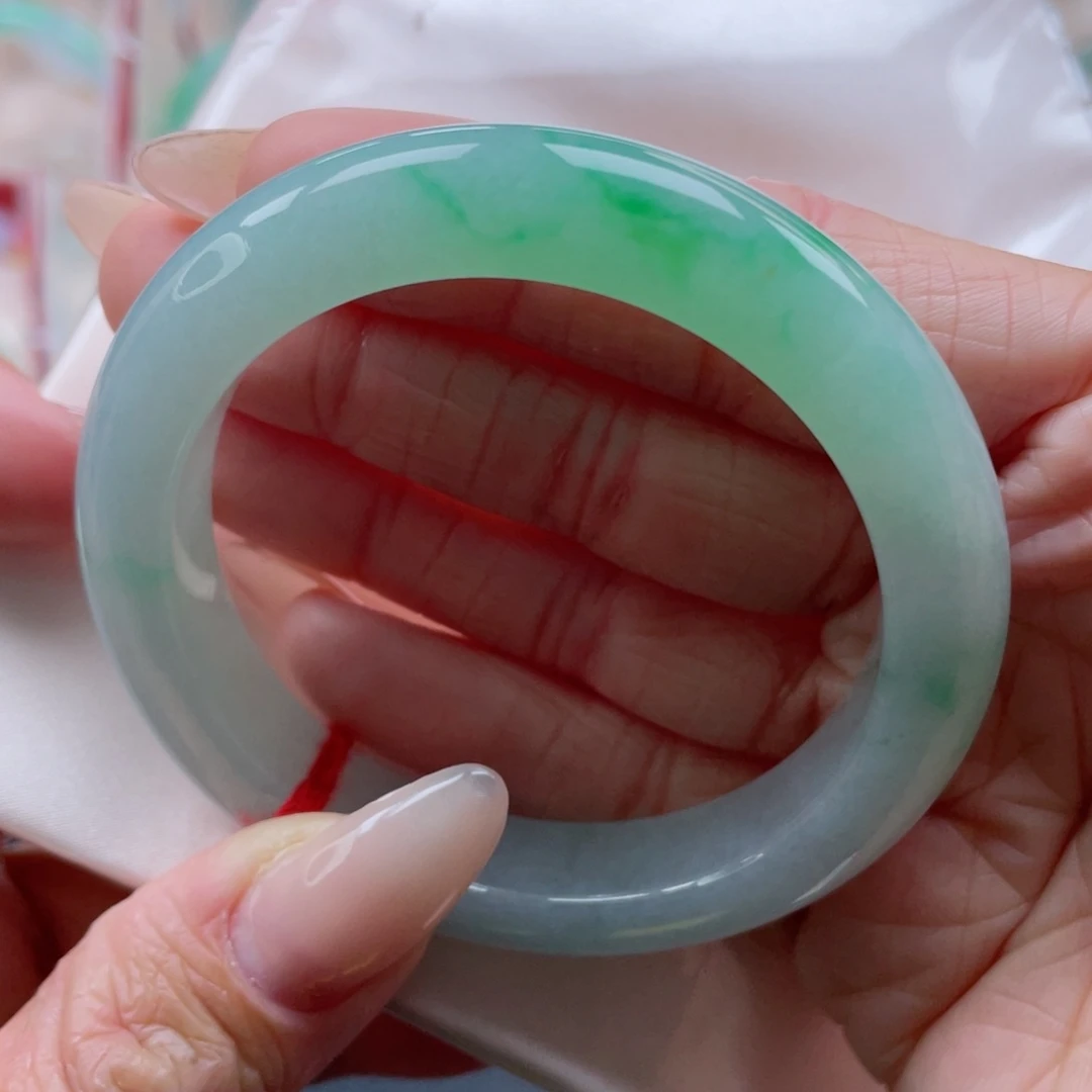 未镶嵌手镯翡翠52.6圈 果绿飘金丝绿 细腻 无包容 9号