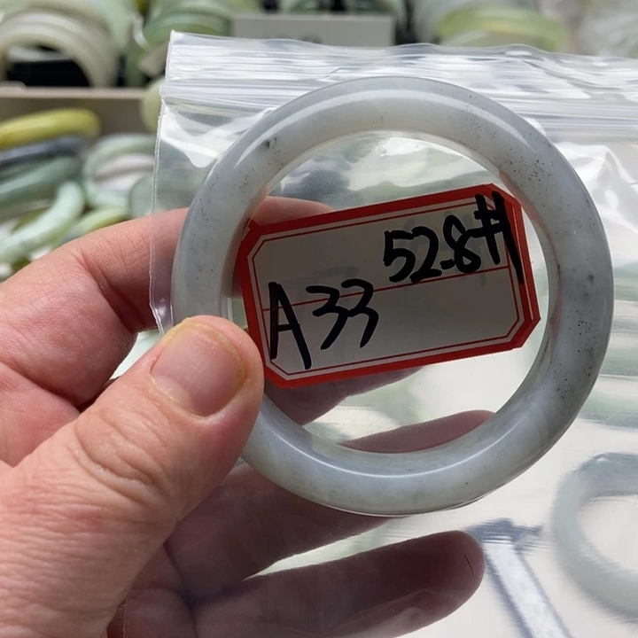 蛇纹石玉手镯未镶嵌羞*