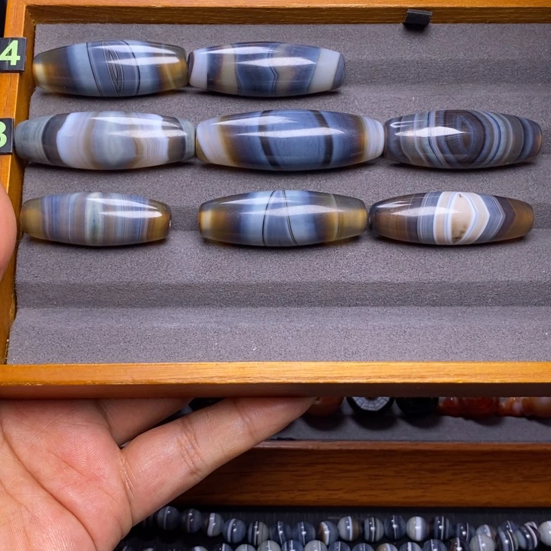 玛瑙/玉髓珠宝半成品未镶嵌草****?